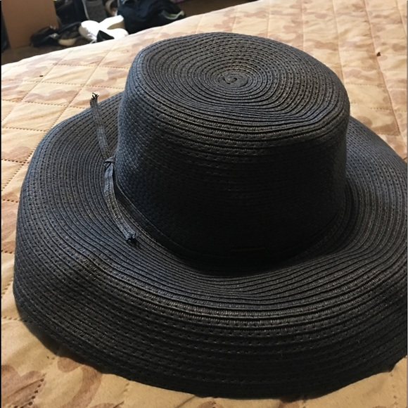 Hat - Picture 3 of 3